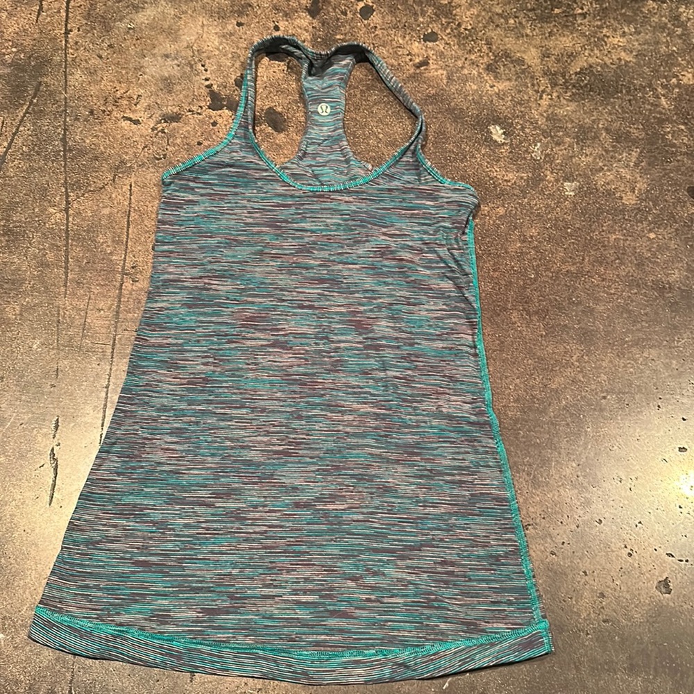 Lululemon Cool Racerback
Wee Are From Space Blue Tropics